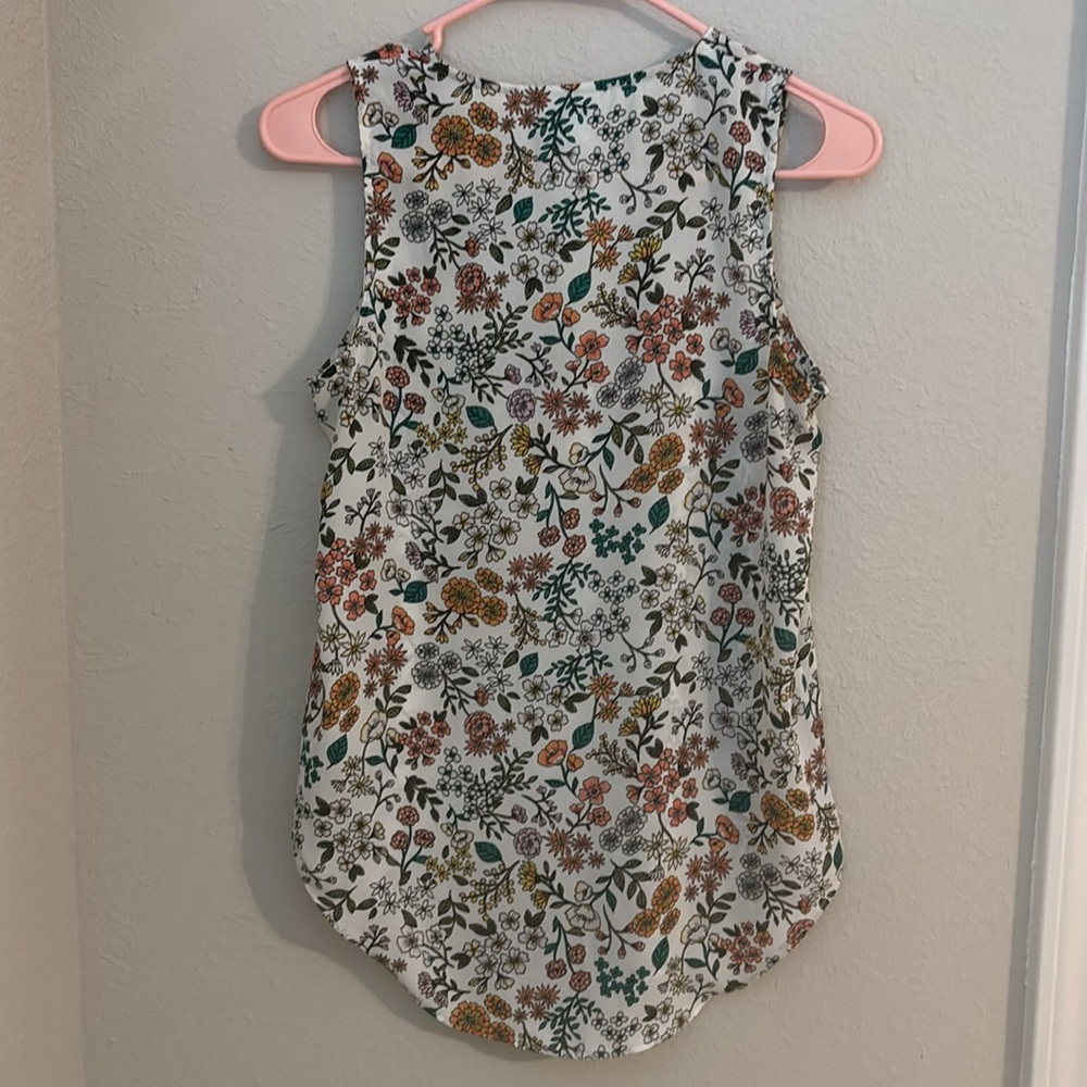 Rachel Zoe Floral Sleeveless Top - Picture 3 of 3